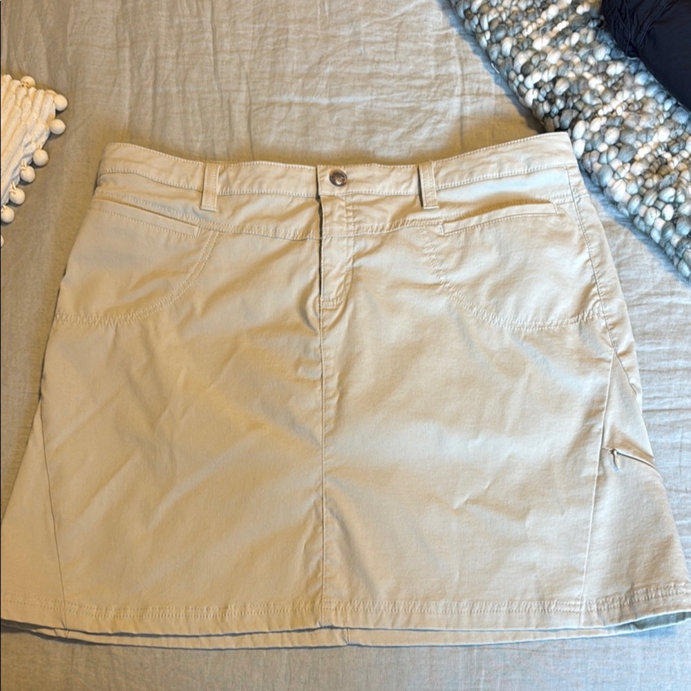 Athleta Tan Mini Cargo Skirt Casual Resort